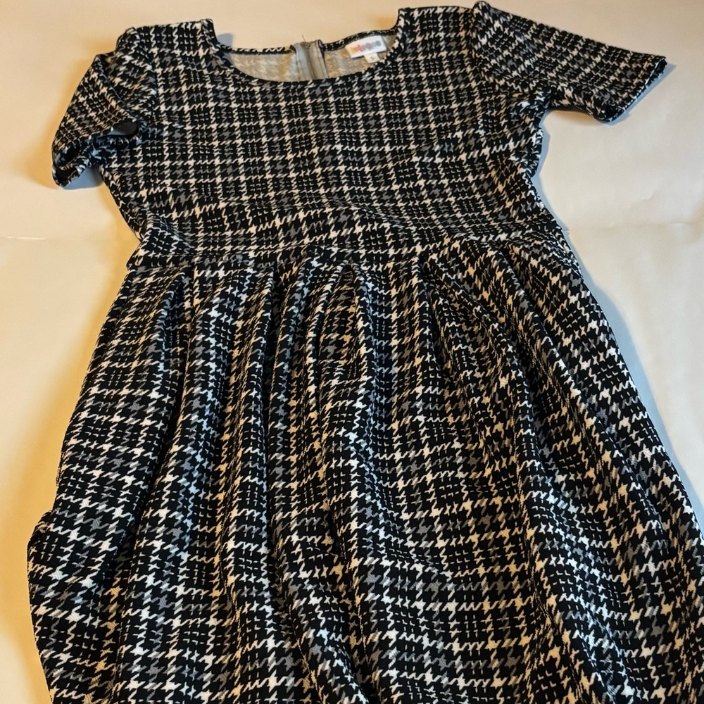 LuLaRoe Amelia Black and White Houndstooth Dress S - Picture 4 of 7